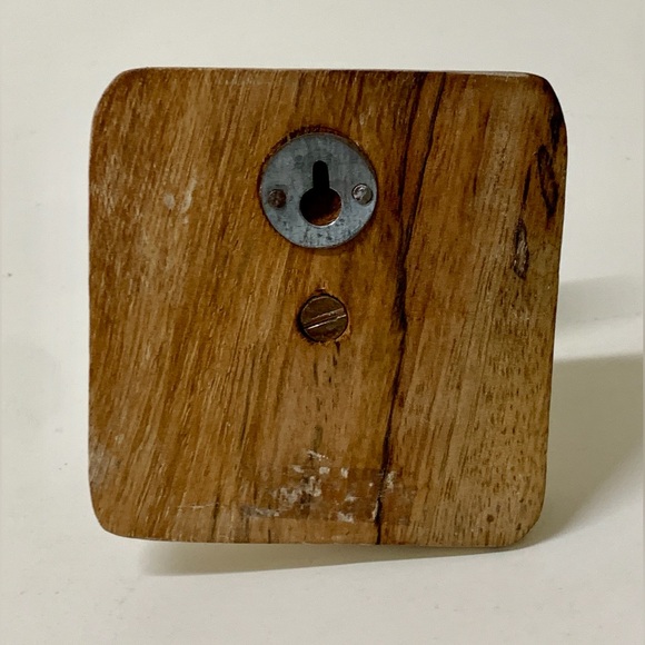 Repurposed Vintage Porcelain Faucet Handle Wall Mounting Coat Hanger - Picture 12 of 16